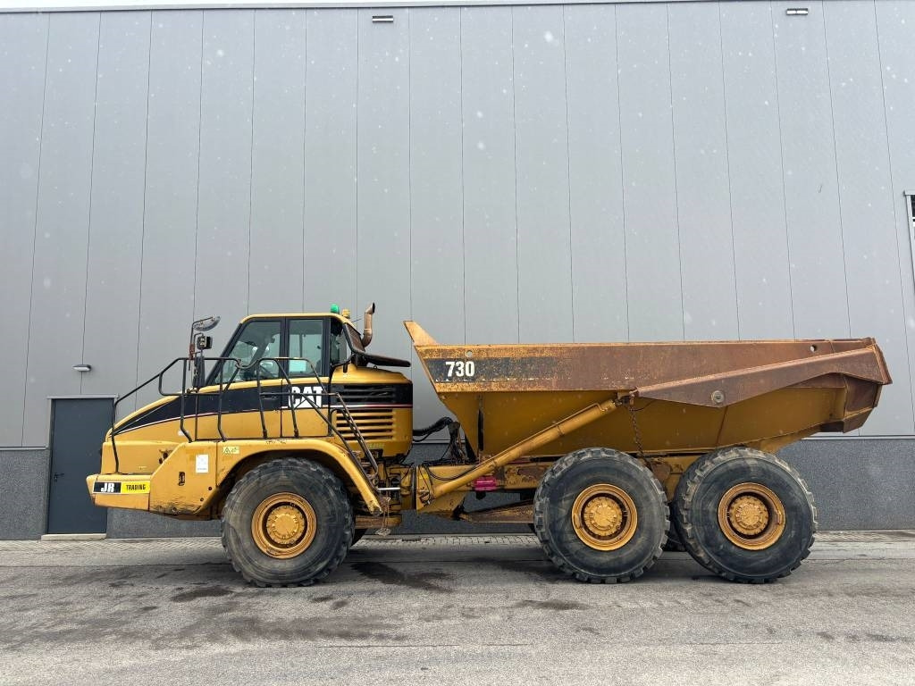 CAT 730 - Kiepwagen met knikbesturing: afbeelding 2 CAT 730 - Kiepwagen met knikbesturing: afbeelding 2