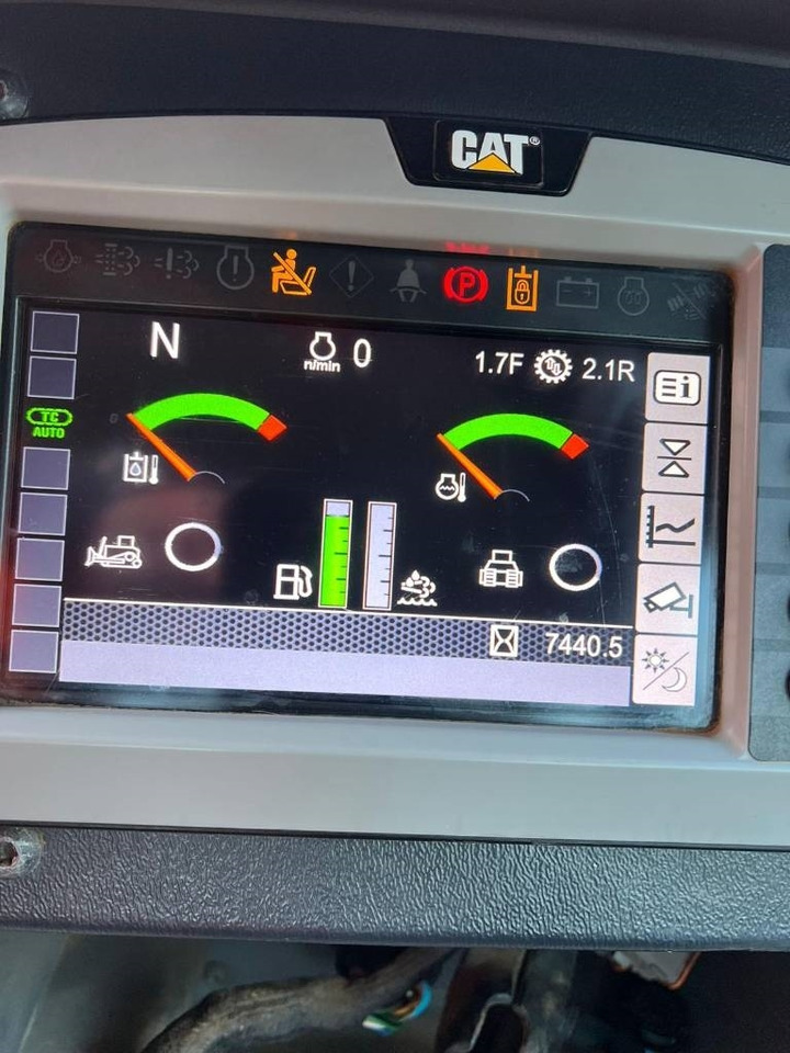 CAT D 4 K 2 LGP (Under Preparation) - Bulldozer: afbeelding 2 CAT D 4 K 2 LGP (Under Preparation) - Bulldozer: afbeelding 2