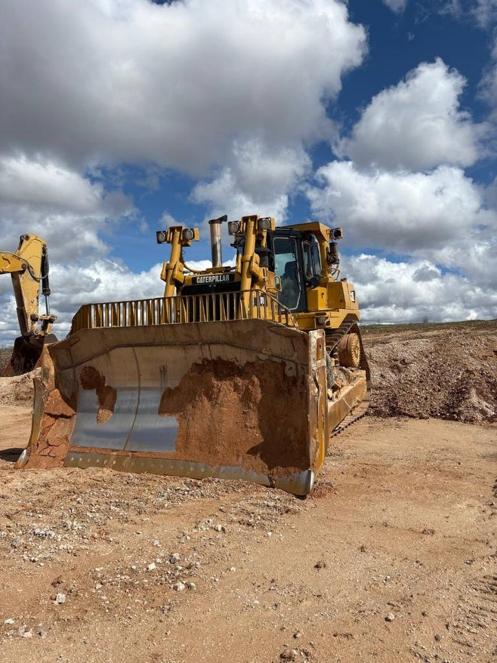 CAT D 9 T (CE Certified / New Undercarriage) - Bulldozer: afbeelding 4 CAT D 9 T (CE Certified / New Undercarriage) - Bulldozer: afbeelding 4