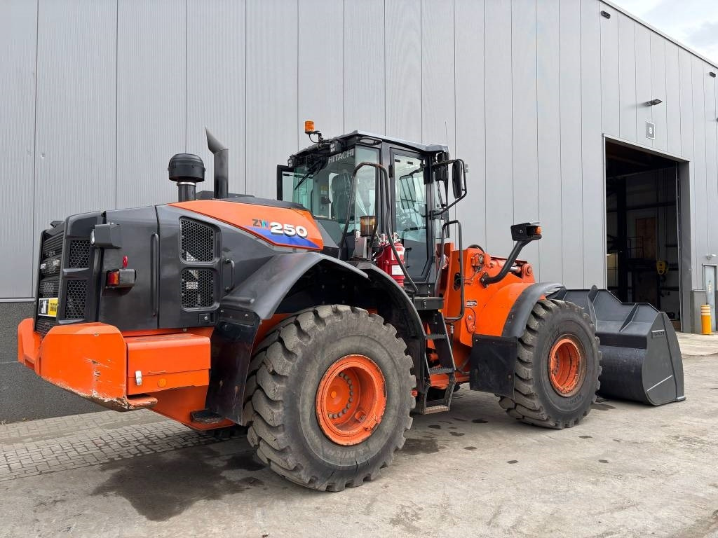Hitachi ZW 250-6 - Wiellader: afbeelding 5 Hitachi ZW 250-6 - Wiellader: afbeelding 5