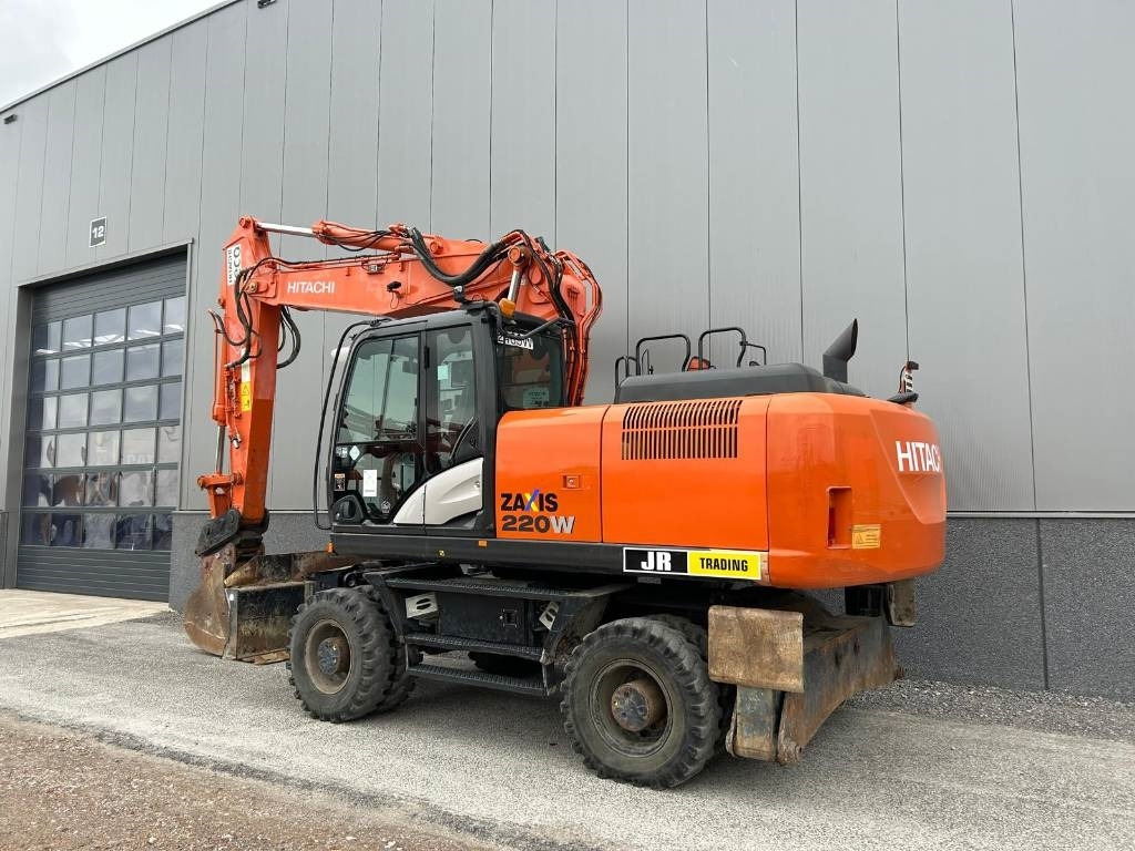Hitachi ZX220W-5B - Mobiele graafmachine: afbeelding 2 Hitachi ZX220W-5B - Mobiele graafmachine: afbeelding 2
