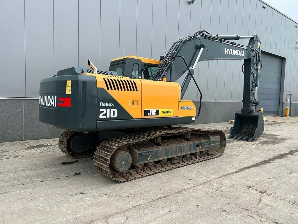Hyundai R 210 - Rupsgraafmachine: afbeelding 5 Hyundai R 210 - Rupsgraafmachine: afbeelding 5