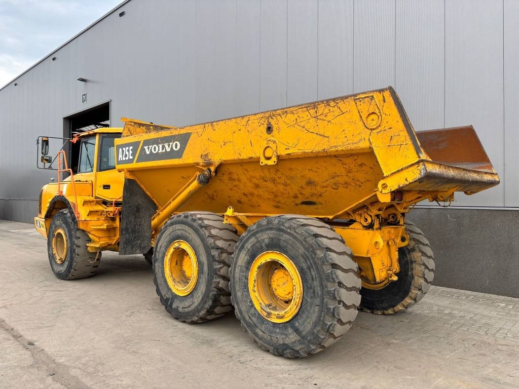 Volvo A 25 E - Kiepwagen met knikbesturing: afbeelding 3 Volvo A 25 E - Kiepwagen met knikbesturing: afbeelding 3