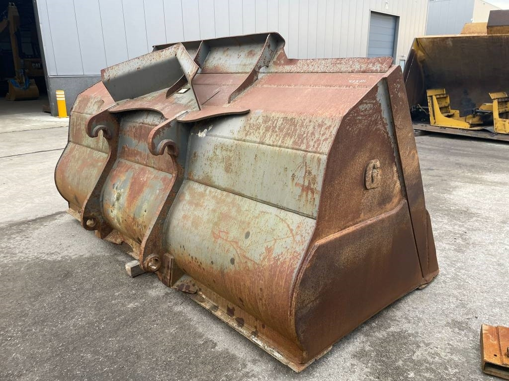 Volvo L250H L260H coupler + GP bucket - Bak voor Bouwmachine: afbeelding 4 Volvo L250H L260H coupler + GP bucket - Bak voor Bouwmachine: afbeelding 4