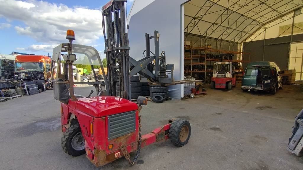 Moffett M4 25.4 ajoneuvotrukki - Meeneemheftruck: afbeelding 1 Moffett M4 25.4 ajoneuvotrukki - Meeneemheftruck: afbeelding 1