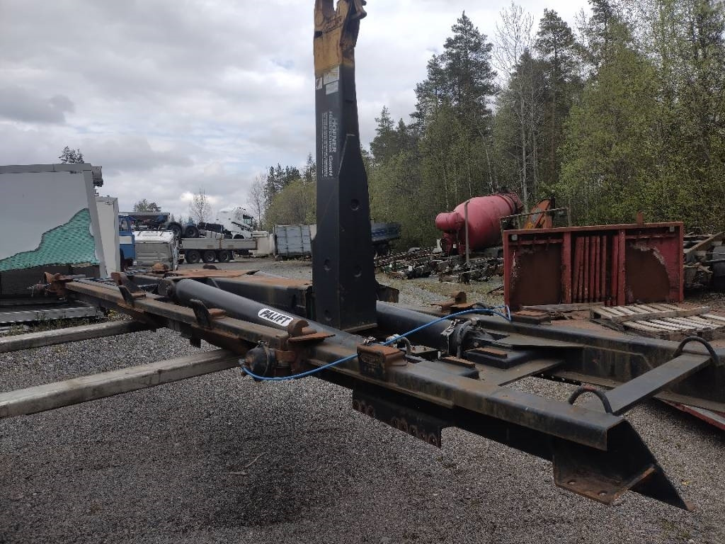 Palift Koukkulaite 18tn 5,90m - Haakarm/ Portaalarmsysteem: afbeelding 2 Palift Koukkulaite 18tn 5,90m - Haakarm/ Portaalarmsysteem: afbeelding 2