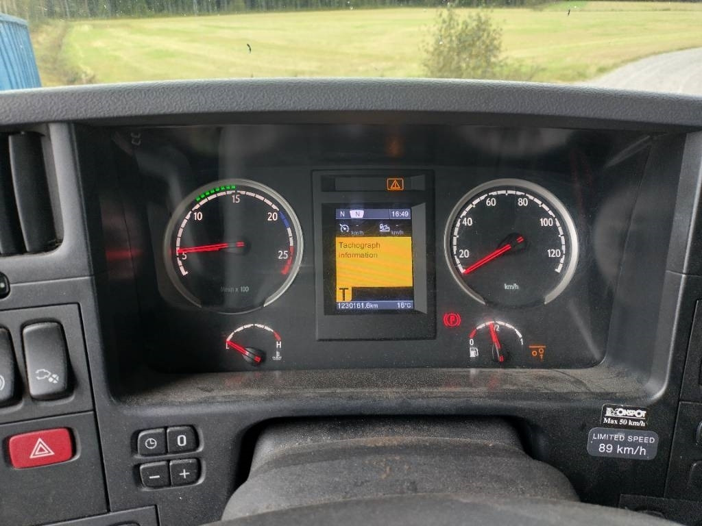 Scania R560 6x2 täysilmaj.uusi koneenkuljetusritilä - Vrachtwagen met open laadbak: afbeelding 5 Scania R560 6x2 täysilmaj.uusi koneenkuljetusritilä - Vrachtwagen met open laadbak: afbeelding 5