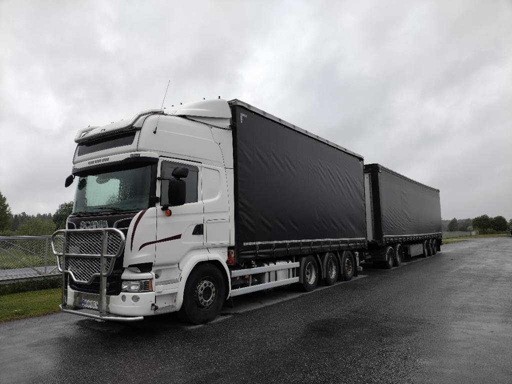 Scania R580 8x4 kapellilava+Dolly+kärry 76tn juna - Schuifzeilen vrachtwagen: afbeelding 4 Scania R580 8x4 kapellilava+Dolly+kärry 76tn juna - Schuifzeilen vrachtwagen: afbeelding 4