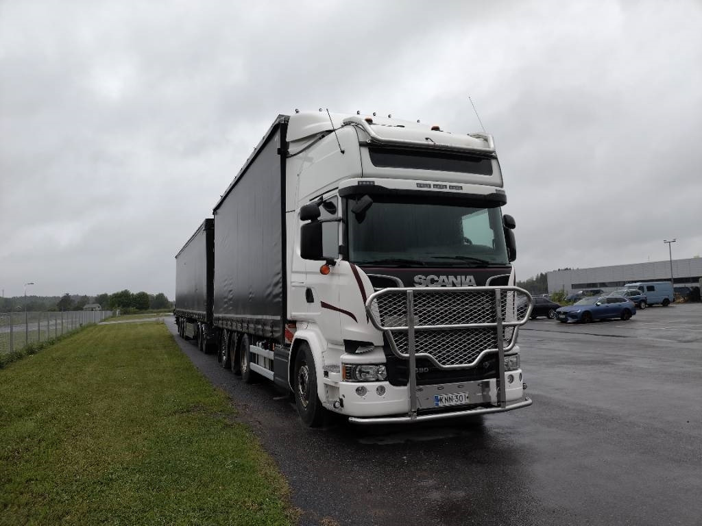Scania R580 8x4 kapellilava+Dolly+kärry 76tn juna - Schuifzeilen vrachtwagen: afbeelding 3 Scania R580 8x4 kapellilava+Dolly+kärry 76tn juna - Schuifzeilen vrachtwagen: afbeelding 3