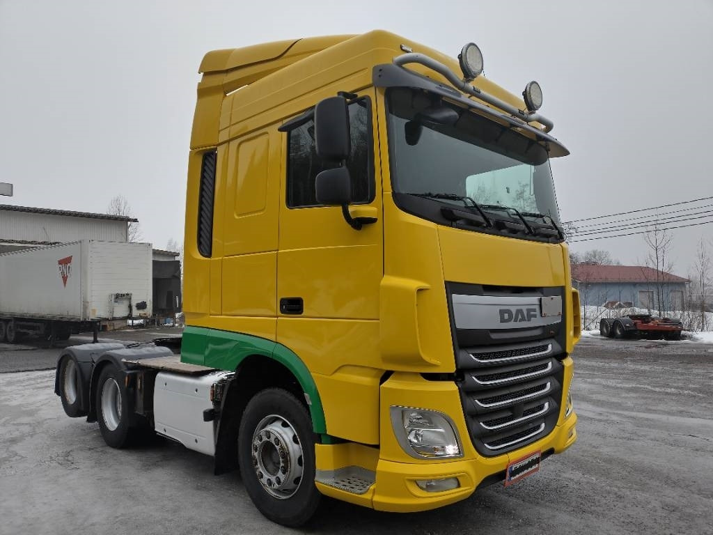 DAF XF440 Euro6 6x2 , hydrauliikka - Trekker: afbeelding 2 DAF XF440 Euro6 6x2 , hydrauliikka - Trekker: afbeelding 2