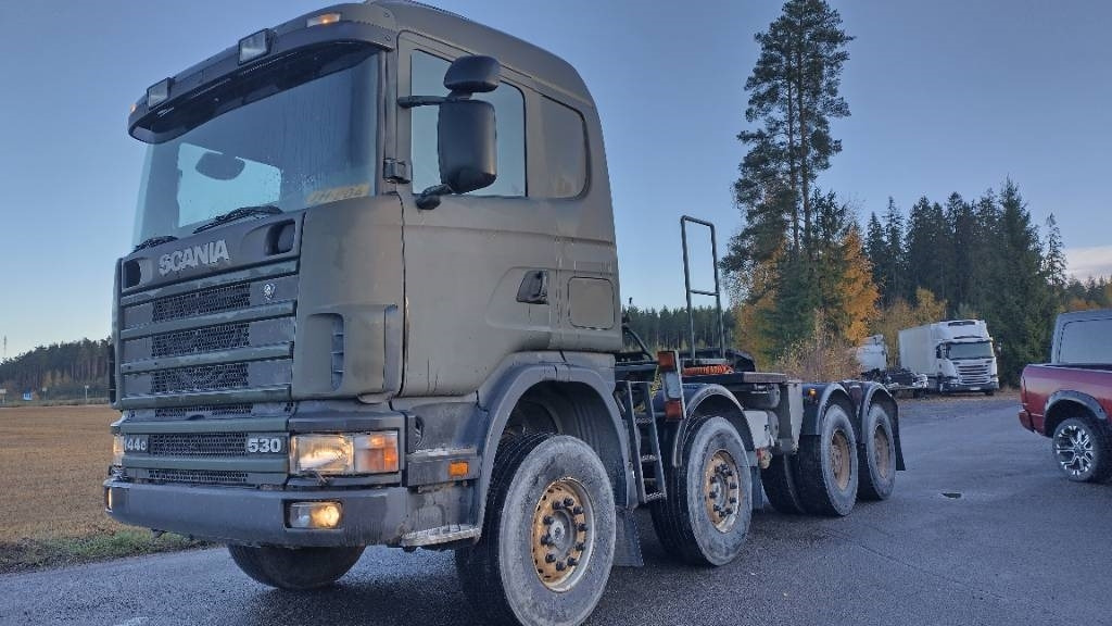 Scania R144 530 8x4 RASKASVETURI - Trekker: afbeelding 2 Scania R144 530 8x4 RASKASVETURI - Trekker: afbeelding 2