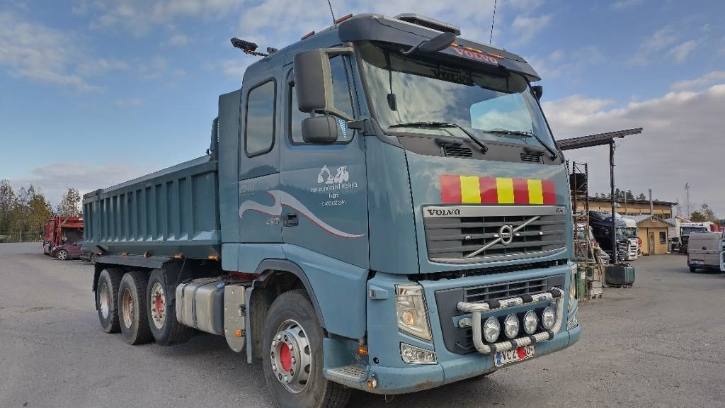 Volvo FH13 8x4 autom.kasettilava - Kipper vrachtwagen: afbeelding 2 Volvo FH13 8x4 autom.kasettilava - Kipper vrachtwagen: afbeelding 2