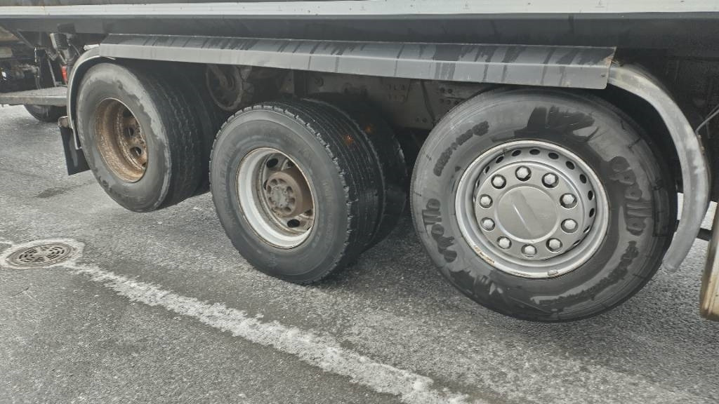 Volvo FH16 8x2 kasetti +4 aks kärry, KHT automaatti - Kipper vrachtwagen: afbeelding 2 Volvo FH16 8x2 kasetti +4 aks kärry, KHT automaatti - Kipper vrachtwagen: afbeelding 2