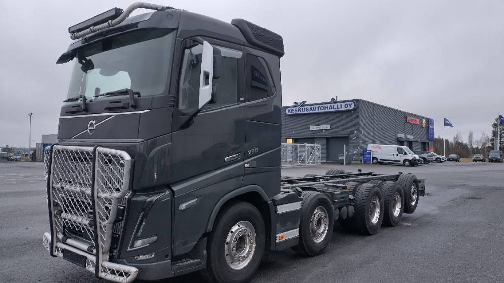 Volvo FH750 10*4 alusta,napaperät - Chassis vrachtwagen: afbeelding 1 Volvo FH750 10*4 alusta,napaperät - Chassis vrachtwagen: afbeelding 1