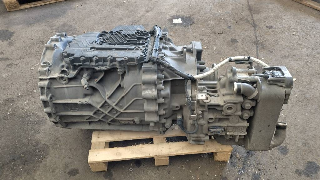 ZF Traxon 12 TX 2011 TO - Versnellingsbak voor Vrachtwagen: afbeelding 1 ZF Traxon 12 TX 2011 TO - Versnellingsbak voor Vrachtwagen: afbeelding 1