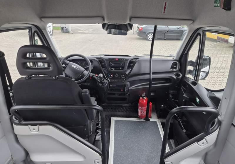 Iveco A60C15 DAILY/SPROWADZONE/EURO 6/92 000 KM - Minibus, Personenvervoer: afbeelding 4 Iveco A60C15 DAILY/SPROWADZONE/EURO 6/92 000 KM - Minibus, Personenvervoer: afbeelding 4