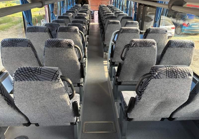 Iveco CROSSWAY/ SPROWADZONY / 180 000 KM / MANUAL - Streekbus: afbeelding 4 Iveco CROSSWAY/ SPROWADZONY / 180 000 KM / MANUAL - Streekbus: afbeelding 4