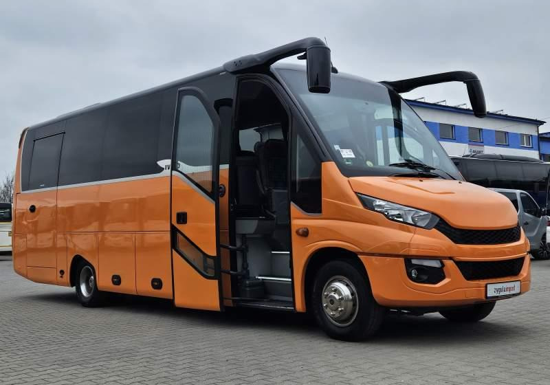 Iveco ERENER 70C18 / SPROWADZONE / 31 MIEJSC/ E6 - Minibus, Personenvervoer: afbeelding 2 Iveco ERENER 70C18 / SPROWADZONE / 31 MIEJSC/ E6 - Minibus, Personenvervoer: afbeelding 2