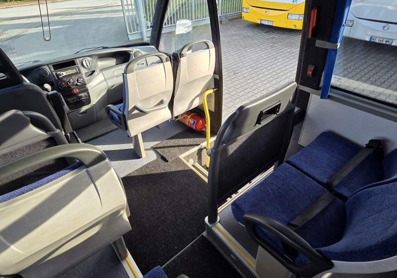 Minibus, Personenvervoer Iveco WING2 / SPROWADZONE / 34 MIEJSCA/ MANUAL: afbeelding 6 Minibus, Personenvervoer Iveco WING2 / SPROWADZONE / 34 MIEJSCA/ MANUAL: afbeelding 6