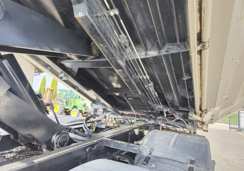Kipper vrachtwagen MAN TGS 26.360 / 2 STRONNA WYWROTKA/ EURO 6: afbeelding 16