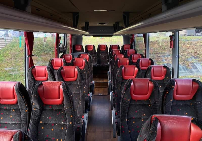 Temsa MD9 / SPROWADZONA/ SILNIK MAN / MANUAL - Touringcar: afbeelding 4 Temsa MD9 / SPROWADZONA/ SILNIK MAN / MANUAL - Touringcar: afbeelding 4