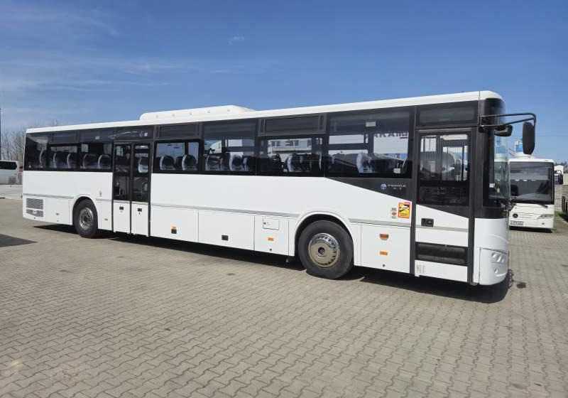 Temsa TOURMALIN LIGHT 13 / SPROWADZONA / EURO 5 / KLIMA - Streekbus: afbeelding 4 Temsa TOURMALIN LIGHT 13 / SPROWADZONA / EURO 5 / KLIMA - Streekbus: afbeelding 4