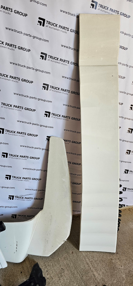 MAN MAN TGX, TGS, TGA EURO 6 spoilers, roof spoiler, air deflector kit 81629105317, 81629100269, 81629105319, 81629105320, 81629100301, 81629100268, 81629100145, 81629100205, 81629100144, 81629100204, 816 - Aerokit/ Spoiler voor Vrachtwagen: afbeelding 2 MAN MAN TGX, TGS, TGA EURO 6 spoilers, roof spoiler, air deflector kit 81629105317, 81629100269, 81629105319, 81629105320, 81629100301, 81629100268, 81629100145, 81629100205, 81629100144, 81629100204, 816 - Aerokit/ Spoiler voor Vrachtwagen: afbeelding 2