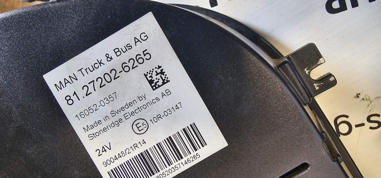 MAN MAN TGX / TGS EURO6 instrument panel, dashboard, information panel, instrument cluster 81272026265, 81258077136, 81272026268, 81258077149, 81258077142, 81272026252, 81272026254, 81258077138, 812720262 - Onderdelen: afbeelding 4 MAN MAN TGX / TGS EURO6 instrument panel, dashboard, information panel, instrument cluster 81272026265, 81258077136, 81272026268, 81258077149, 81258077142, 81272026252, 81272026254, 81258077138, 812720262 - Onderdelen: afbeelding 4