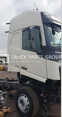 VOLVO FH4 EURO6 cab, cabin, GLOBETROTTER, GLOBETROTTER XL, high cab, 8 cabin - Cabine voor Vrachtwagen: afbeelding 1 VOLVO FH4 EURO6 cab, cabin, GLOBETROTTER, GLOBETROTTER XL, high cab, 8 cabin - Cabine voor Vrachtwagen: afbeelding 1