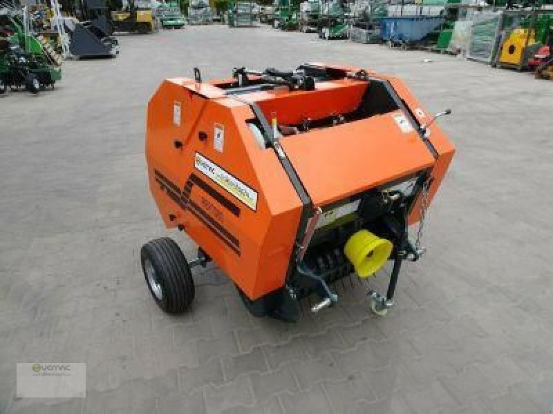 Vemac Ballenpresse RBP7060 Mini 60x70cm Rundballenpresse Heupresse NEU - Ronde balenpers: afbeelding 2 Vemac Ballenpresse RBP7060 Mini 60x70cm Rundballenpresse Heupresse NEU - Ronde balenpers: afbeelding 2
