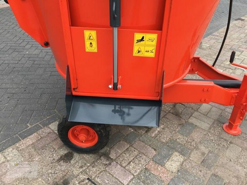 Vemac Futtermischwagen Futterwagen Boxer FM200S Anhänger Futter NEU - Voermengwagen: afbeelding 4 Vemac Futtermischwagen Futterwagen Boxer FM200S Anhänger Futter NEU - Voermengwagen: afbeelding 4