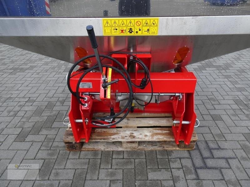 Vemac Zweischeibenstreuer 2000KG Streuer Winterdienst Traktor NEU - Kunstmeststrooier: afbeelding 5 Vemac Zweischeibenstreuer 2000KG Streuer Winterdienst Traktor NEU - Kunstmeststrooier: afbeelding 5