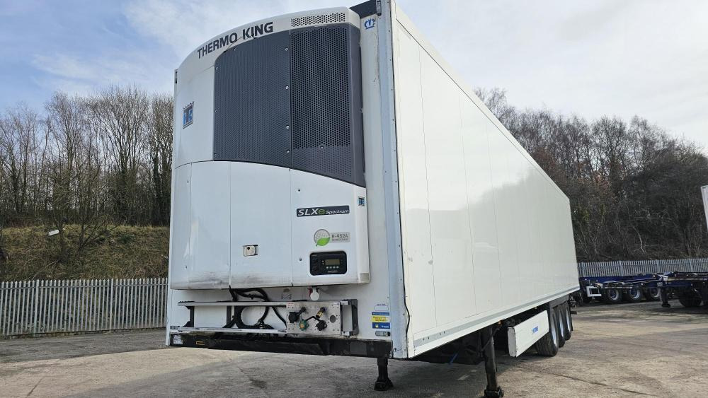 Krone Fridge - Koelwagen oplegger: afbeelding 1 Krone Fridge - Koelwagen oplegger: afbeelding 1