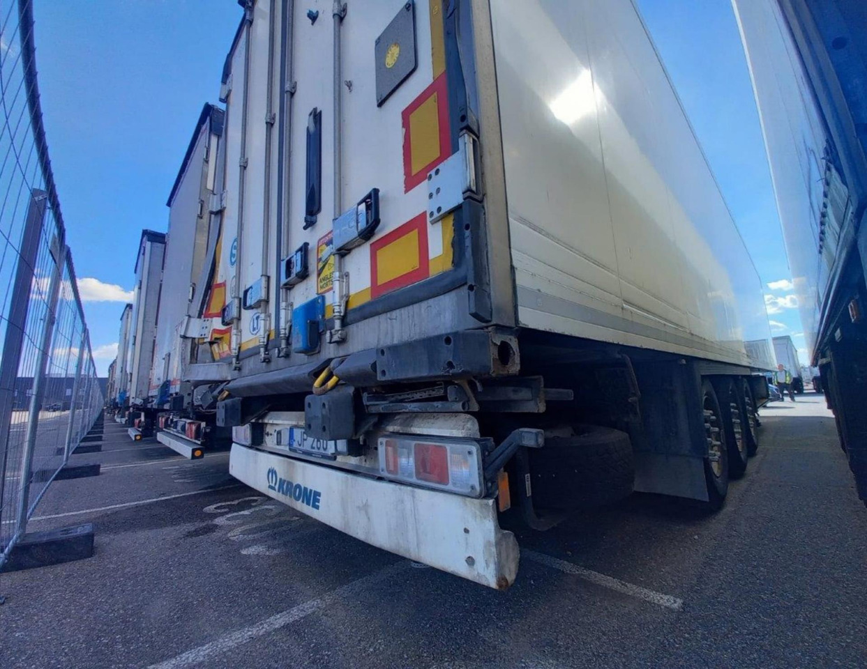 2018 Krone SDR Double Deck Cool Liner FP60 ThermoKing SLXi 300 Lifting Axle - Koelwagen oplegger: afbeelding 3 2018 Krone SDR Double Deck Cool Liner FP60 ThermoKing SLXi 300 Lifting Axle - Koelwagen oplegger: afbeelding 3