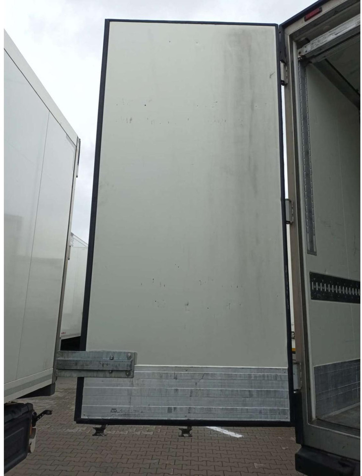 2018 Krone SDR Double Deck Cool Liner FP60 ThermoKing SLXi 300 Lifting Axle - Koelwagen oplegger: afbeelding 4 2018 Krone SDR Double Deck Cool Liner FP60 ThermoKing SLXi 300 Lifting Axle - Koelwagen oplegger: afbeelding 4