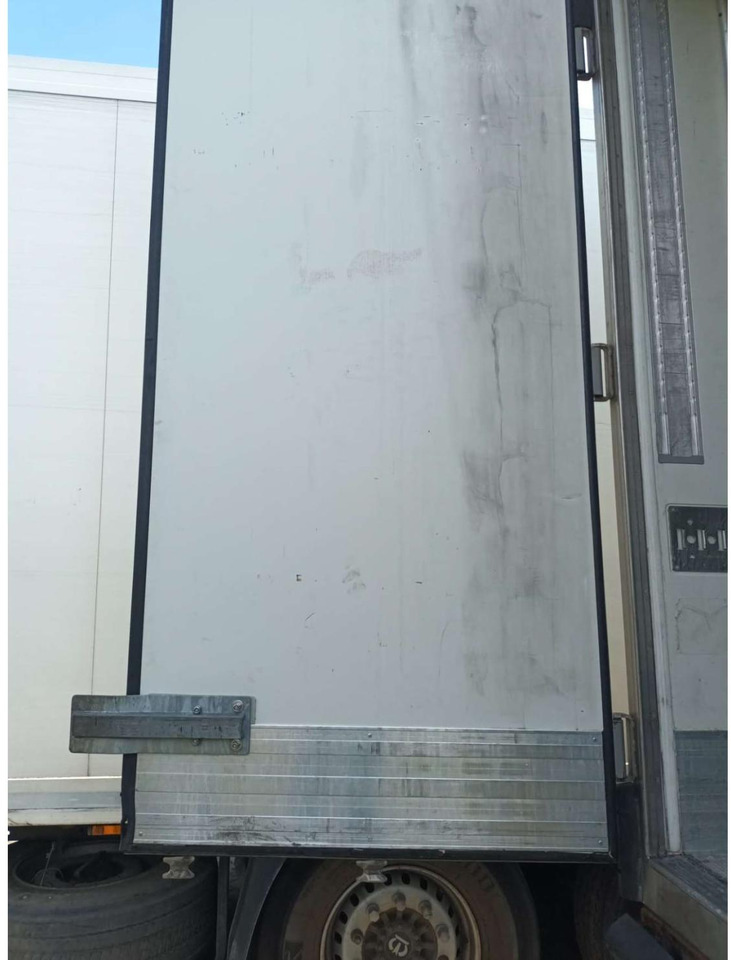 2018 Krone SDR Double Deck Cool Liner FP60 ThermoKing SLXi 300 Lifting Axle - Koelwagen oplegger: afbeelding 4 2018 Krone SDR Double Deck Cool Liner FP60 ThermoKing SLXi 300 Lifting Axle - Koelwagen oplegger: afbeelding 4