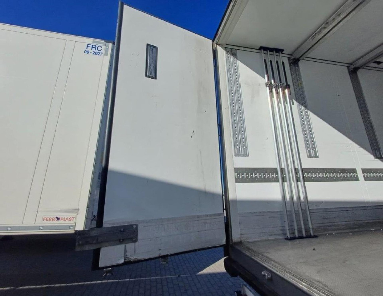 2018 Schmitz Cargobull SKO Double Deck FP 60 ThermoKing SLXi 300 Lifting Axle - Koelwagen oplegger: afbeelding 2 2018 Schmitz Cargobull SKO Double Deck FP 60 ThermoKing SLXi 300 Lifting Axle - Koelwagen oplegger: afbeelding 2