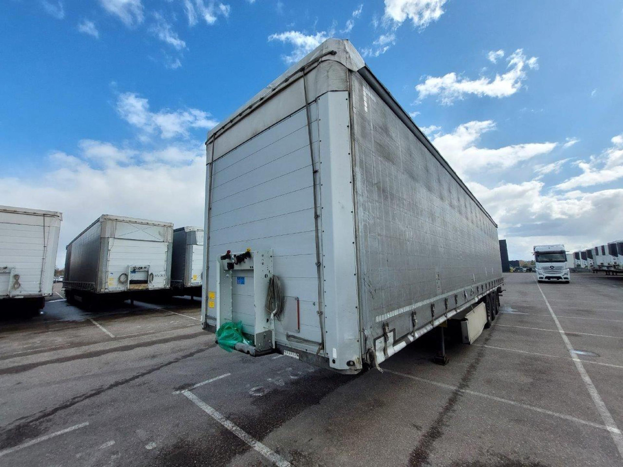 2019 Schmitz Cargobull SCS24/L Lifting Axle - Schuifzeiloplegger: afbeelding 5 2019 Schmitz Cargobull SCS24/L Lifting Axle - Schuifzeiloplegger: afbeelding 5