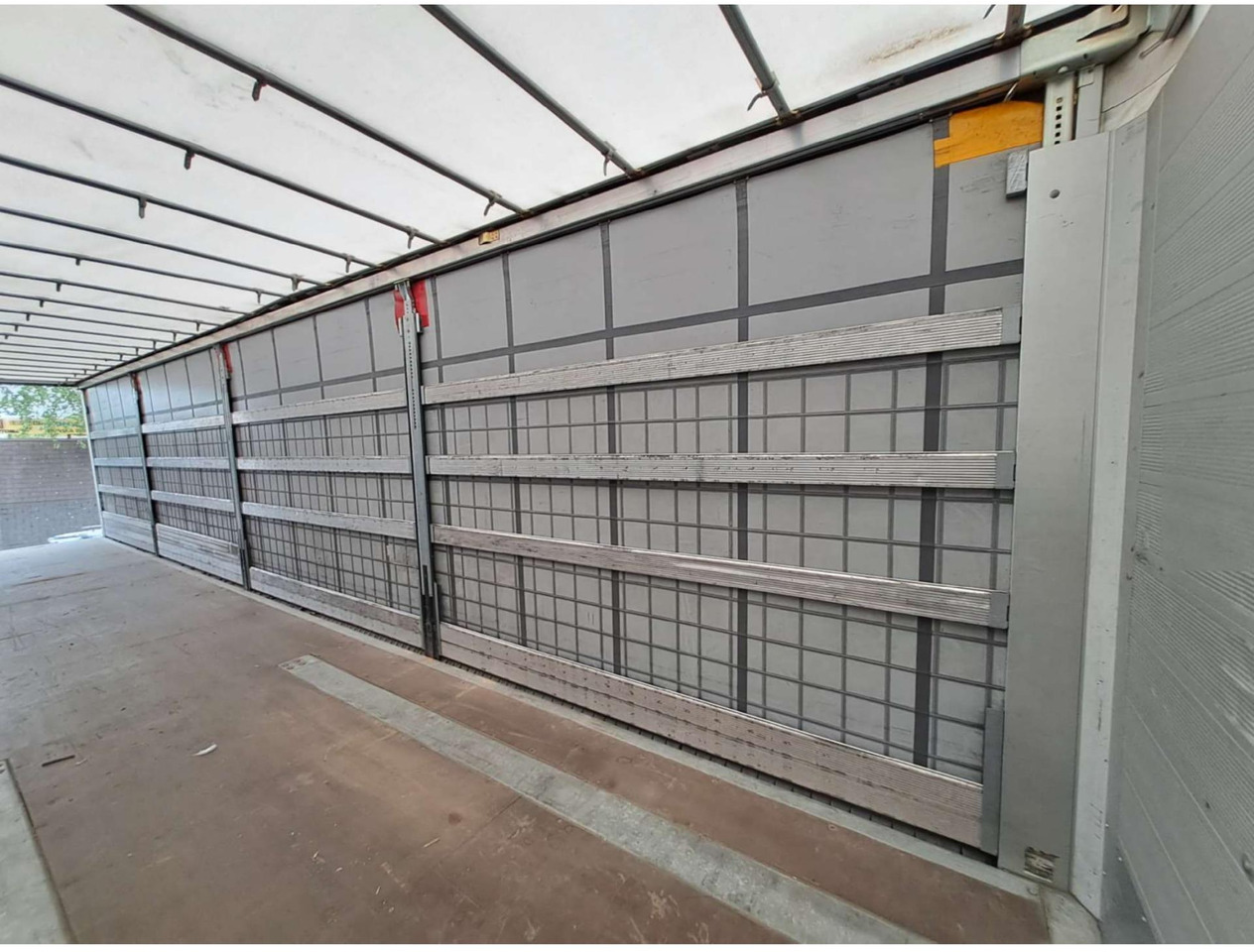2019 Schmitz Cargobull SCS24/L Lifting Axle - Schuifzeiloplegger: afbeelding 5 2019 Schmitz Cargobull SCS24/L Lifting Axle - Schuifzeiloplegger: afbeelding 5