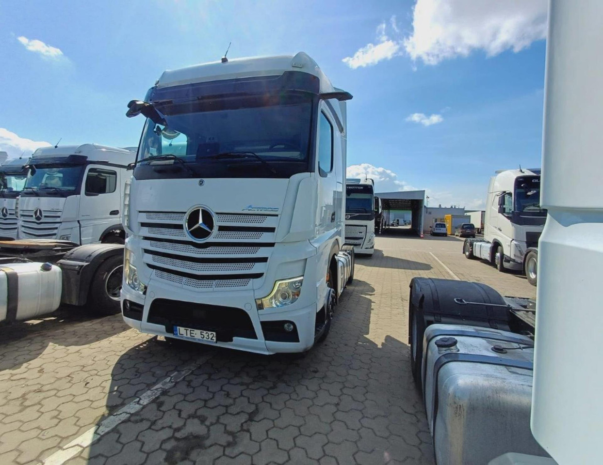 2021 Mercedes-Benz Actros 5 1845 BigSpace - Trekker: afbeelding 1 2021 Mercedes-Benz Actros 5 1845 BigSpace - Trekker: afbeelding 1