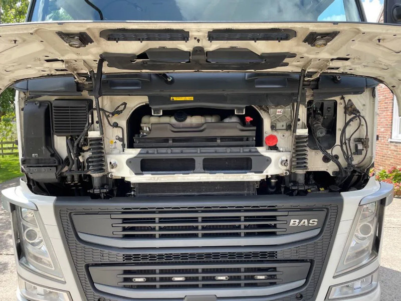 Volvo FM 460 EURO 6 / TOP!! / NL TRUCK / GLOBETROTTER / SAFETY SYSTEMS - Trekker: afbeelding 3 Volvo FM 460 EURO 6 / TOP!! / NL TRUCK / GLOBETROTTER / SAFETY SYSTEMS - Trekker: afbeelding 3