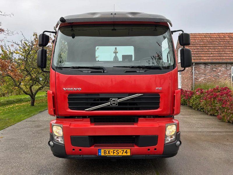 Volvo FE 320 / NL TRUCK / EURO 5 / HIAB MULTILIFT XR 21T / LIKE NEW!! / LOW KM!! / LIFT+STEER AXLE - Haakarmsysteem vrachtwagen: afbeelding 2 Volvo FE 320 / NL TRUCK / EURO 5 / HIAB MULTILIFT XR 21T / LIKE NEW!! / LOW KM!! / LIFT+STEER AXLE - Haakarmsysteem vrachtwagen: afbeelding 2