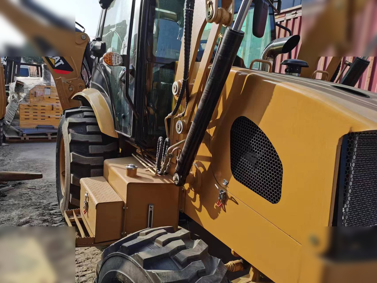 CATERPILLAR 420F - Graaflaadmachine: afbeelding 3 CATERPILLAR 420F - Graaflaadmachine: afbeelding 3