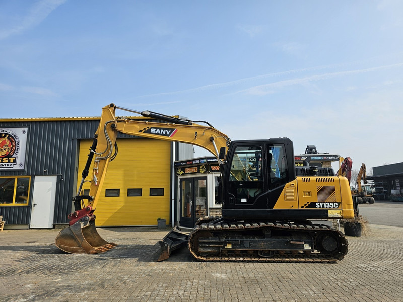 Sany SY135C - Rupsgraafmachine: afbeelding 1 Sany SY135C - Rupsgraafmachine: afbeelding 1