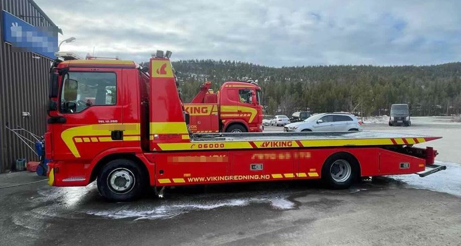 MAN TGL 12.250 4x2 Manual Nordic Edition 2x Winch Brille - Bergingsvoertuig: afbeelding 2 MAN TGL 12.250 4x2 Manual Nordic Edition 2x Winch Brille - Bergingsvoertuig: afbeelding 2