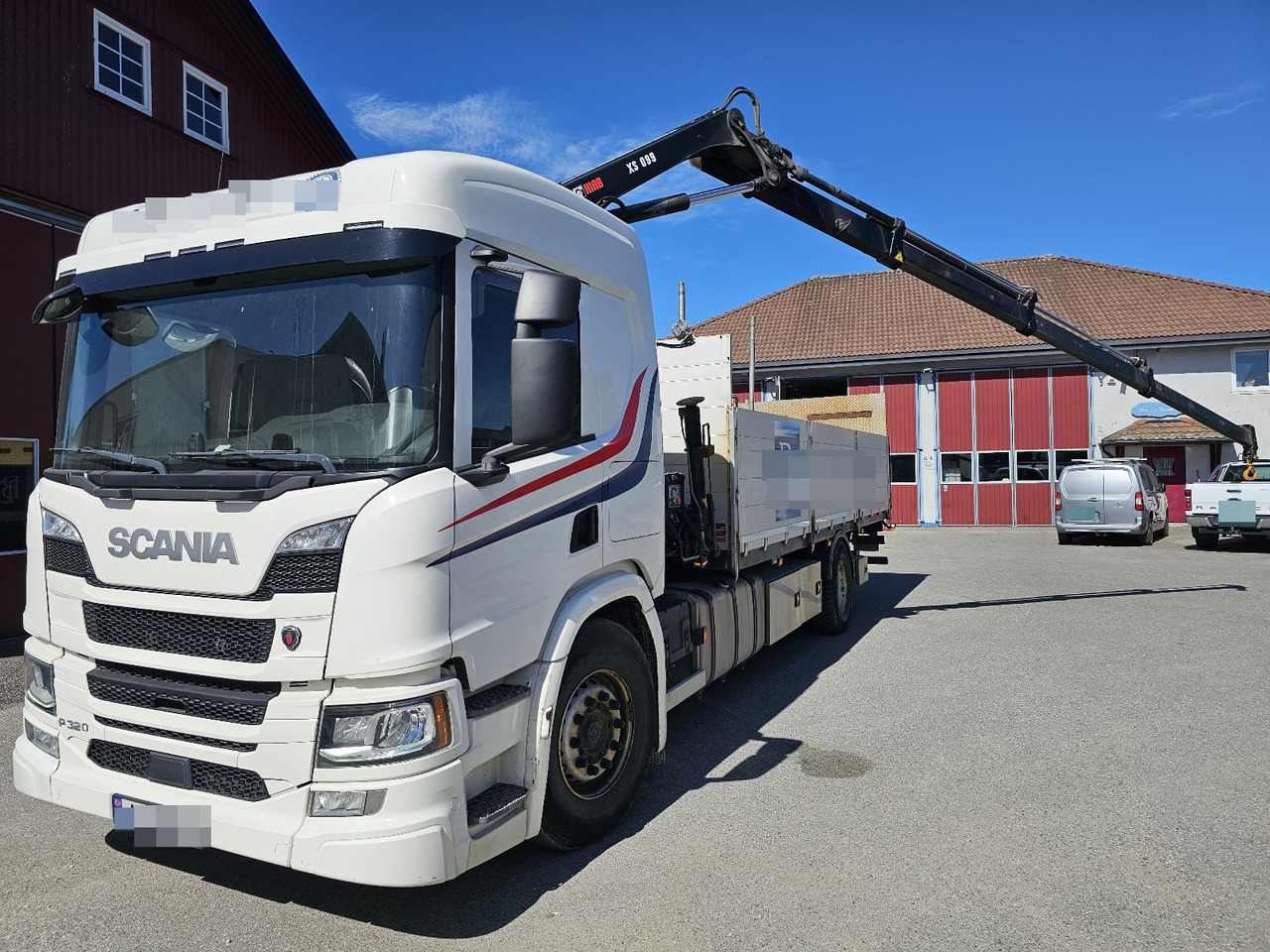 Scania P320 - Vrachtwagen met open laadbak, Kraanwagen: afbeelding 1 Scania P320 - Vrachtwagen met open laadbak, Kraanwagen: afbeelding 1