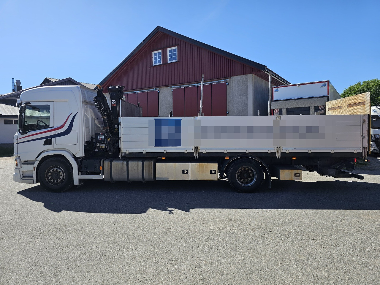 Scania P320 - Vrachtwagen met open laadbak, Kraanwagen: afbeelding 2 Scania P320 - Vrachtwagen met open laadbak, Kraanwagen: afbeelding 2