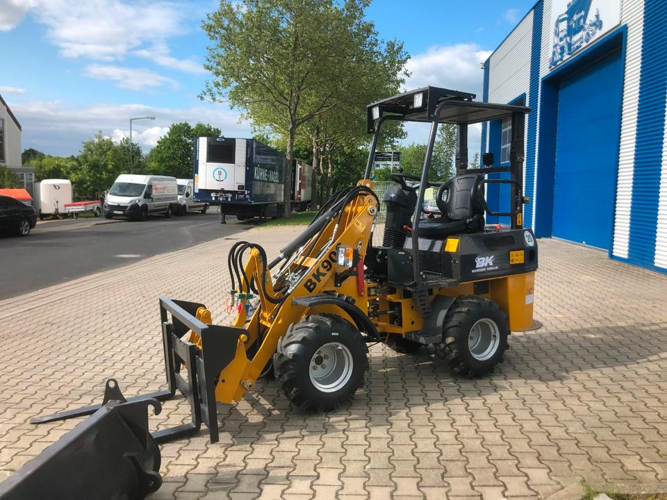 Radlader / Hoflader BK906 *INKL.19% MWST*PERKINS*BERGER KRAUS*GABELPAKET*CE*EURO - Kniklader: afbeelding 3 Radlader / Hoflader BK906 *INKL.19% MWST*PERKINS*BERGER KRAUS*GABELPAKET*CE*EURO - Kniklader: afbeelding 3