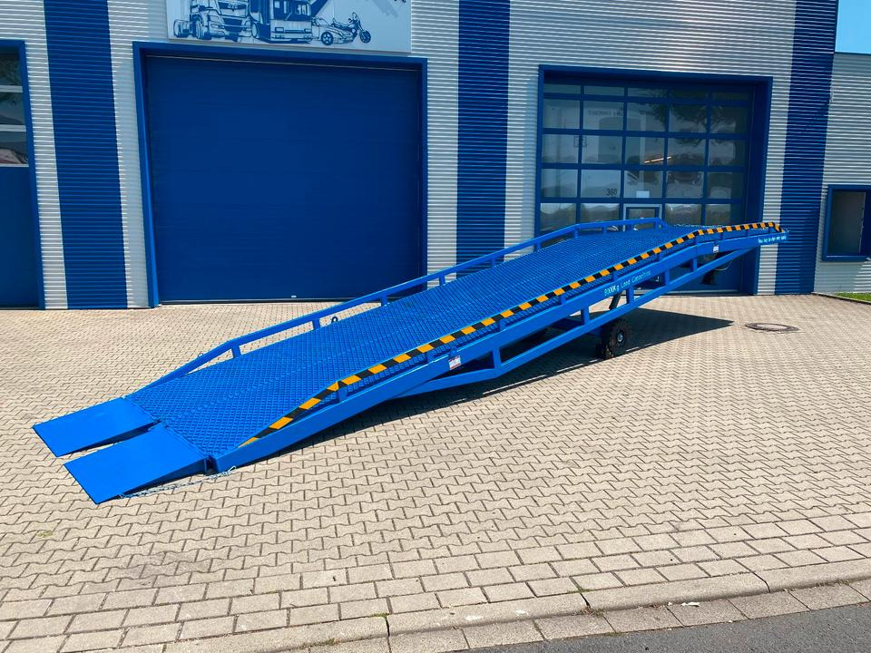 Verladerampe 8t Containerrampe LKW Rampe NEU *INKL.19% MWST*SOFORT VERFÜGBAR!* - Laadbrug: afbeelding 4 Verladerampe 8t Containerrampe LKW Rampe NEU *INKL.19% MWST*SOFORT VERFÜGBAR!* - Laadbrug: afbeelding 4