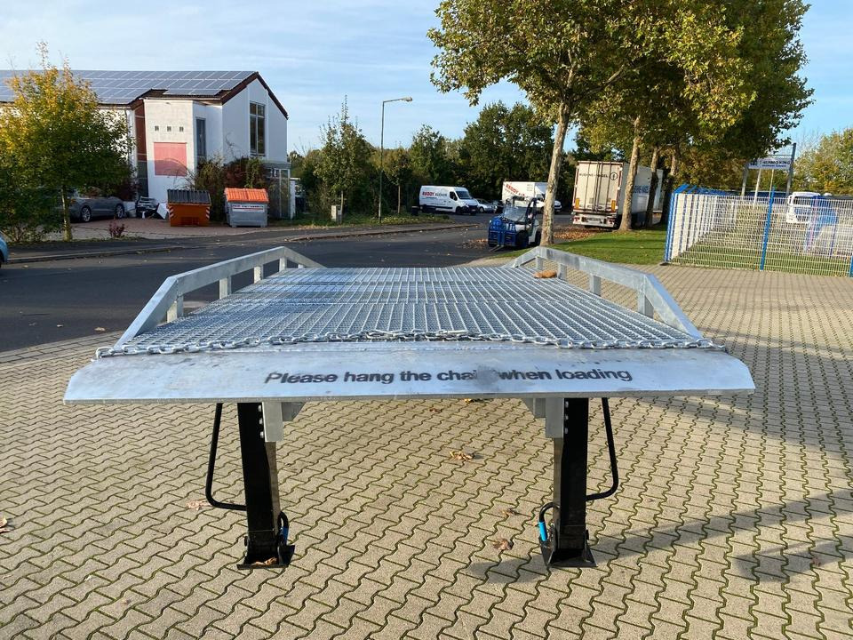 Verladerampe 8t Verzinkt Containerrampe LKW Rampe NEU inkl. Gratis Lieferung *INKL.19% MWST*SOFORT!* - Laadbrug: afbeelding 5 Verladerampe 8t Verzinkt Containerrampe LKW Rampe NEU inkl. Gratis Lieferung *INKL.19% MWST*SOFORT!* - Laadbrug: afbeelding 5